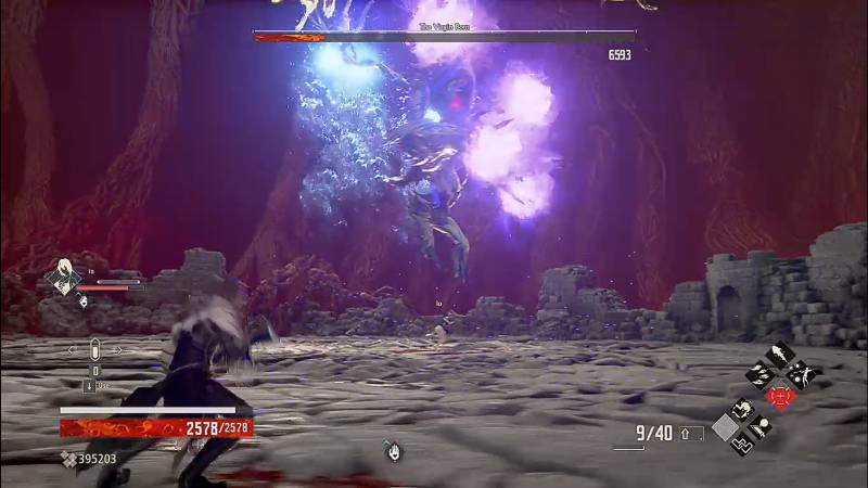 Boss terbang dan membombardir arena.